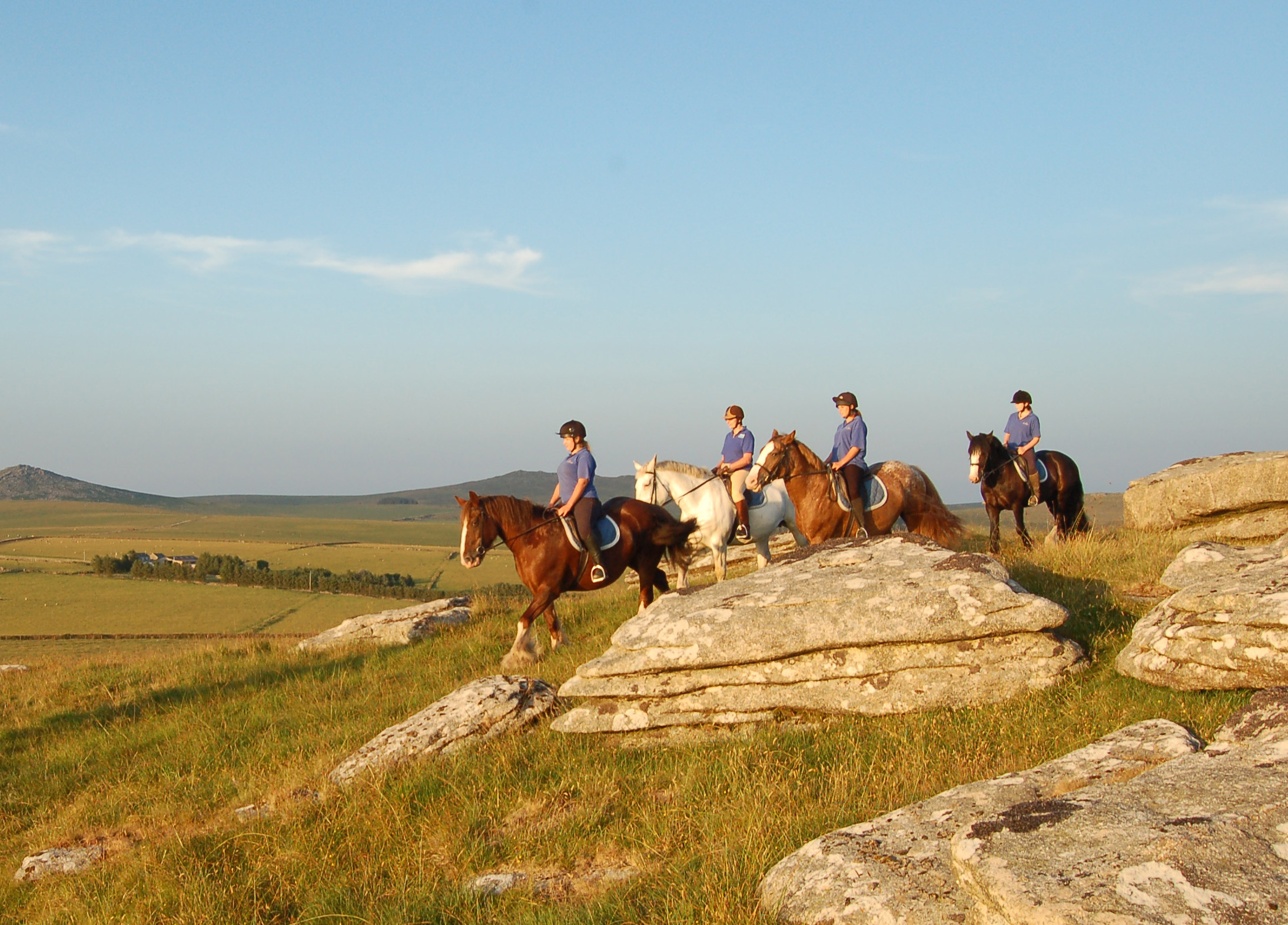 Enjoy a Pony Trek Pub Ride with Hallagenna Riding